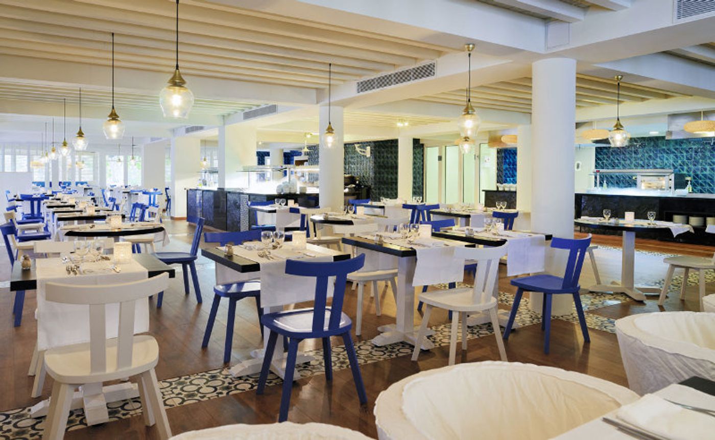 H10-Hotel-Big-Sur---Adults-Only-Restaurant-24