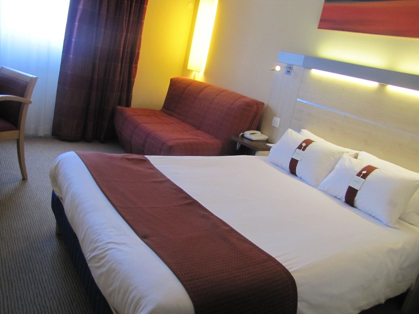 Le Domaine des Fontaines-France-BERNIN-Room-7