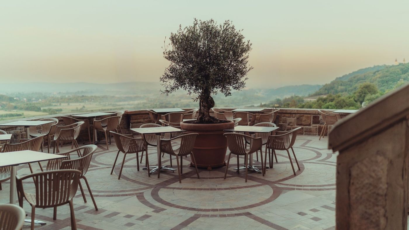 Zinar-Castle-Krakow-Terrace-34