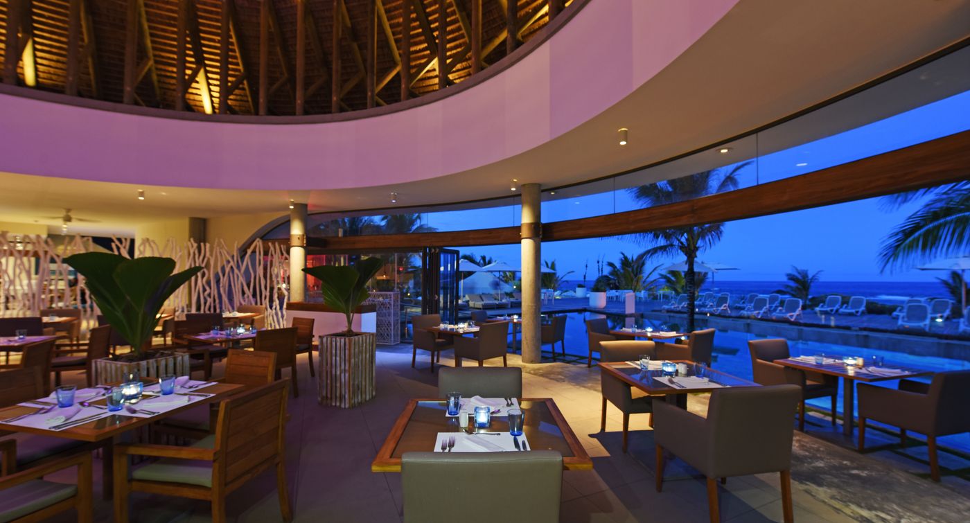 Radisson Blu Poste Lafayette Resort & Spa