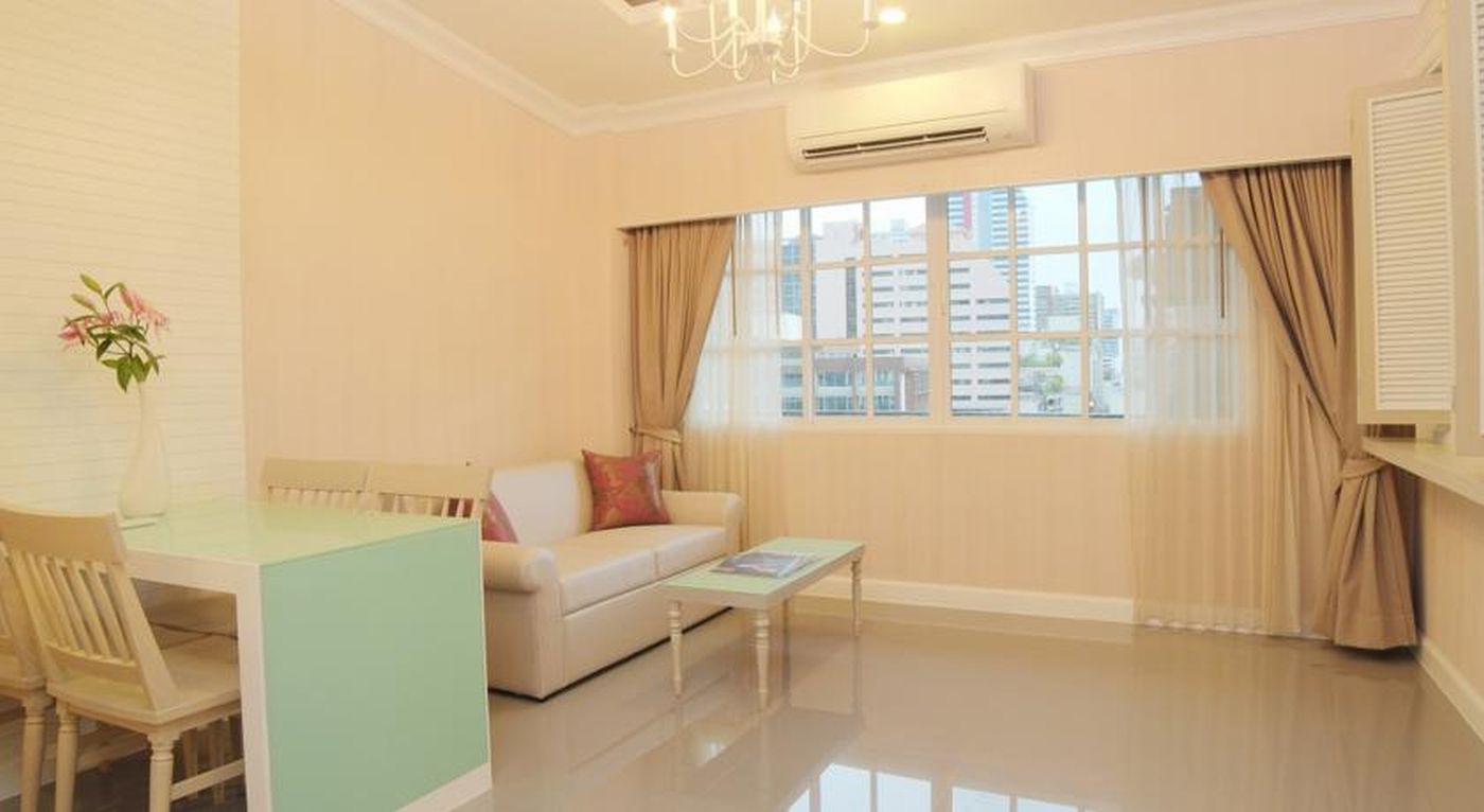 The-Raya-Surawong-Bangkok-Room-23