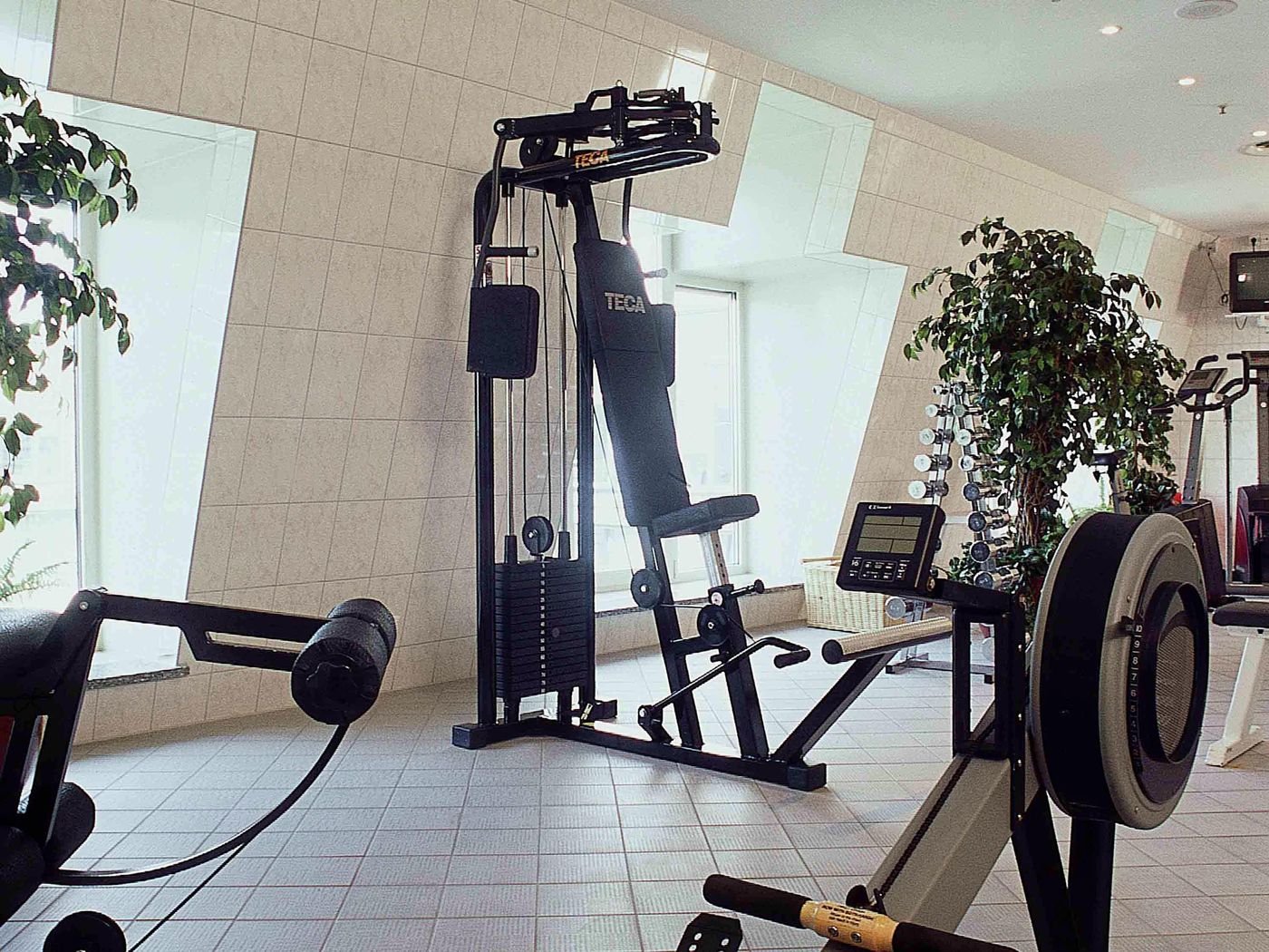 Mercure-Hotel-Berlin-Tempelhof-Sports-and-Entertainment-40