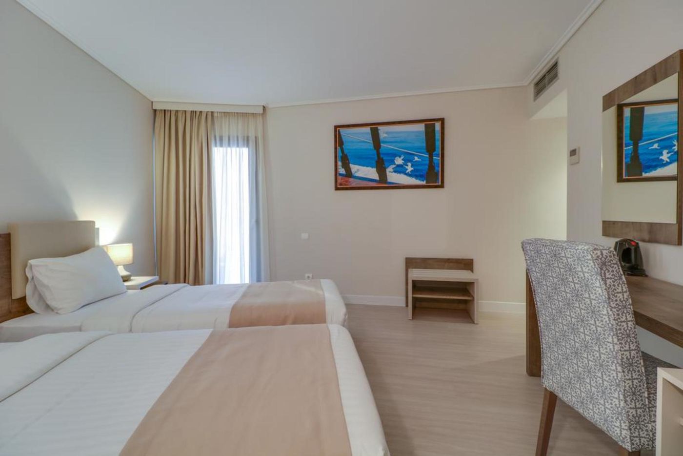 Bomo-Club-Palace-Hotel-Room-20