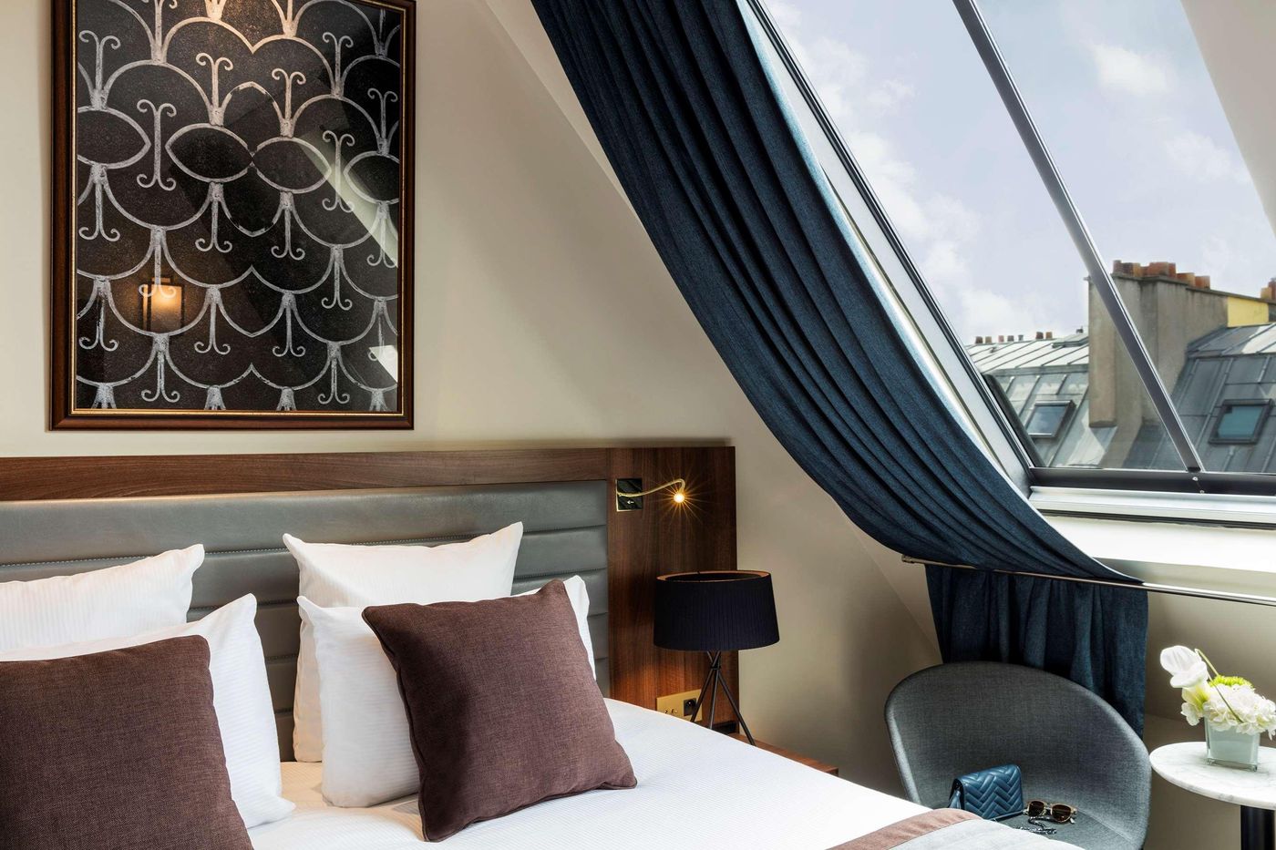 Hotel-Mayflower-Opera-Room-25