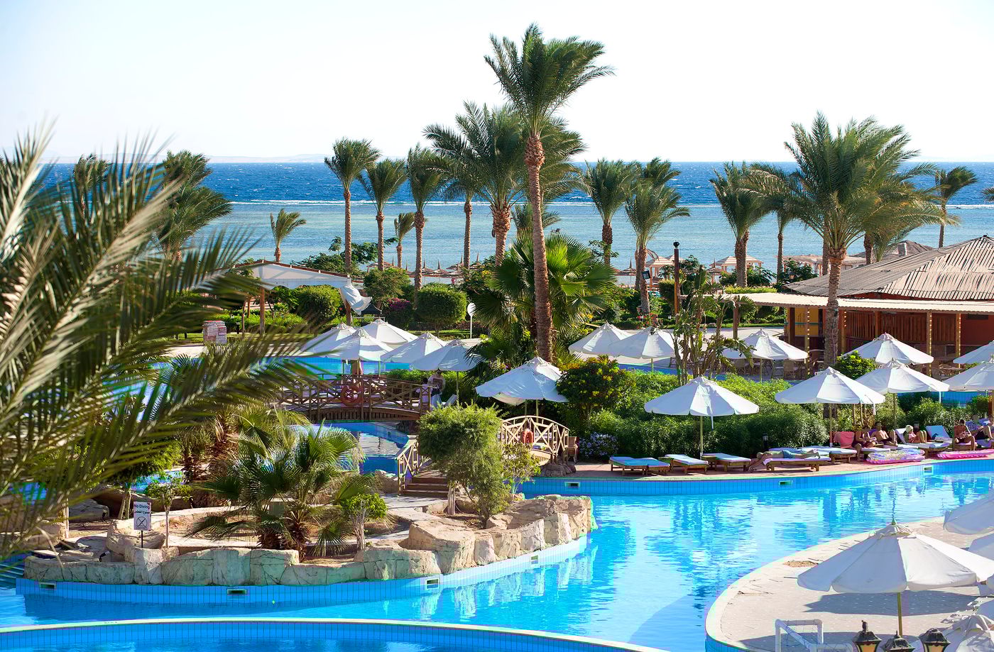 Amwaj-Oyoun-Resort---Spa-Pool-12