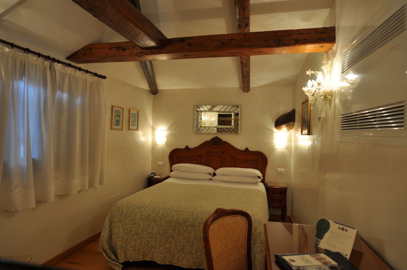 Hotel-Bisanzio-Room-40
