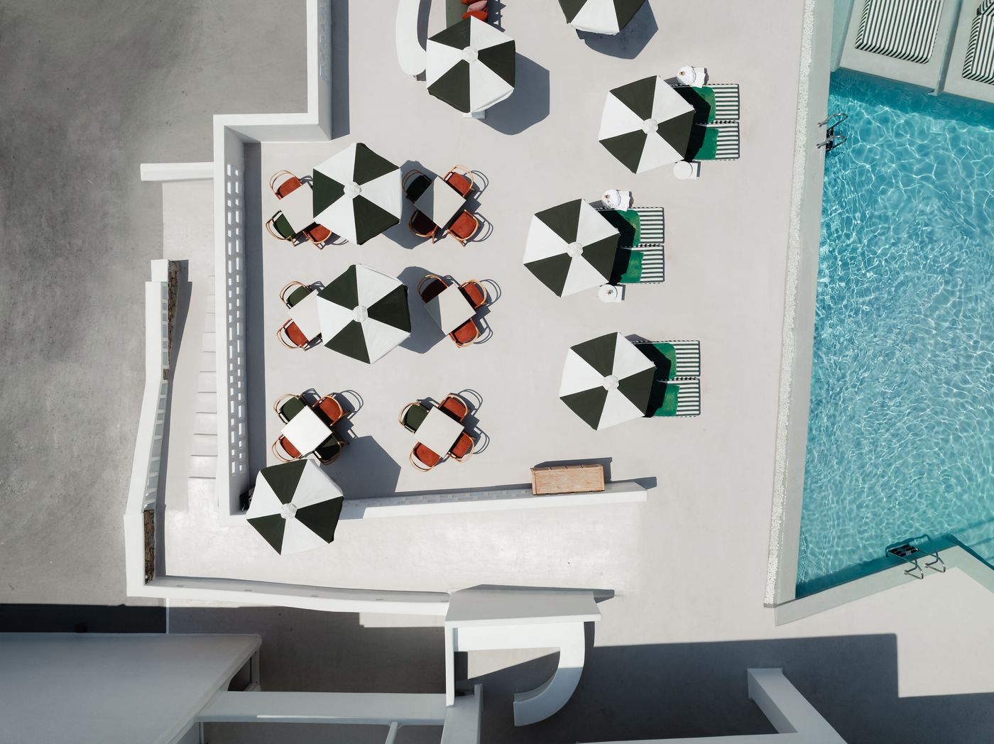 Croco-Mykonos-Terrace-12