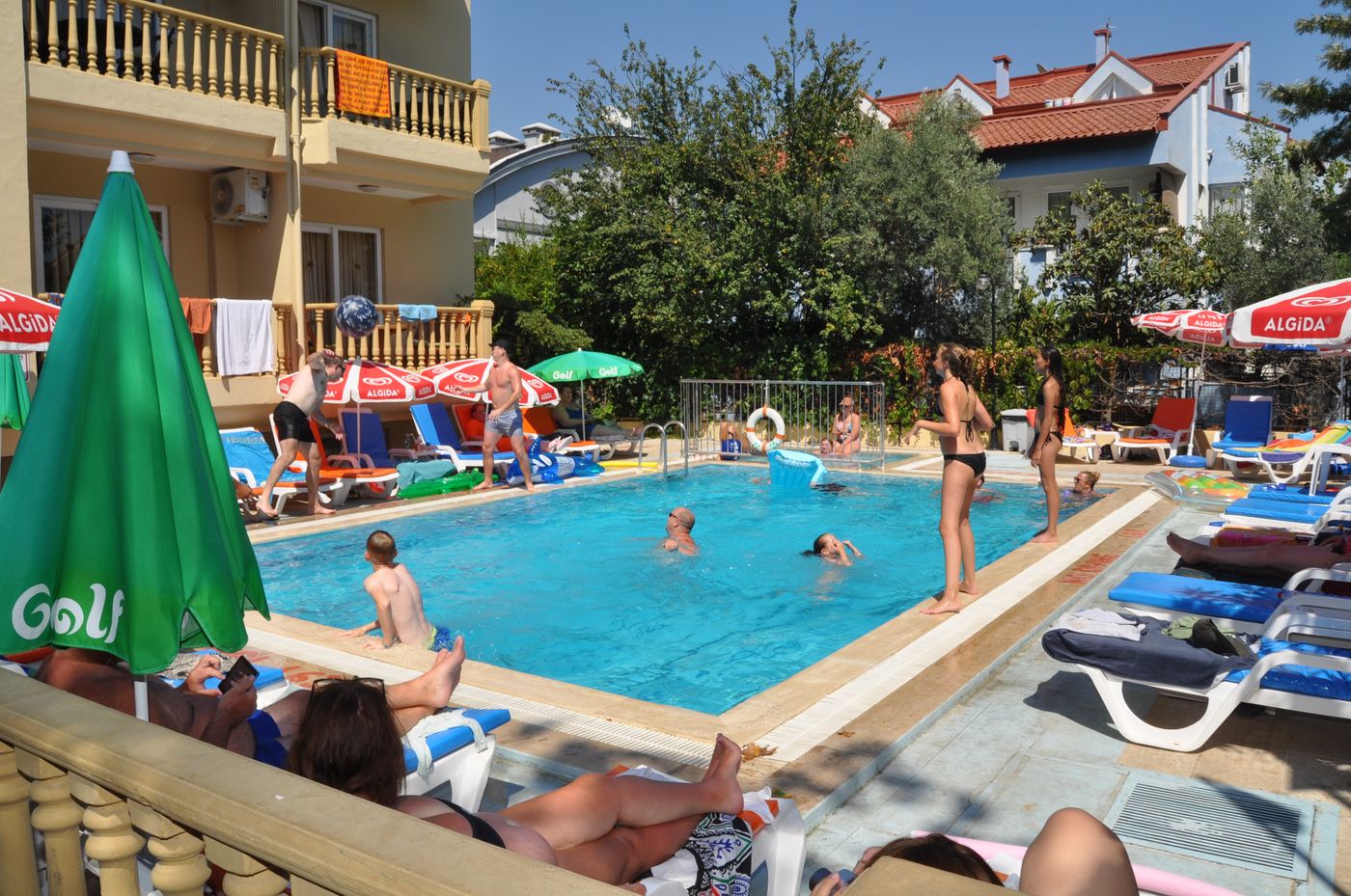 Hibiscus Garden Apartments