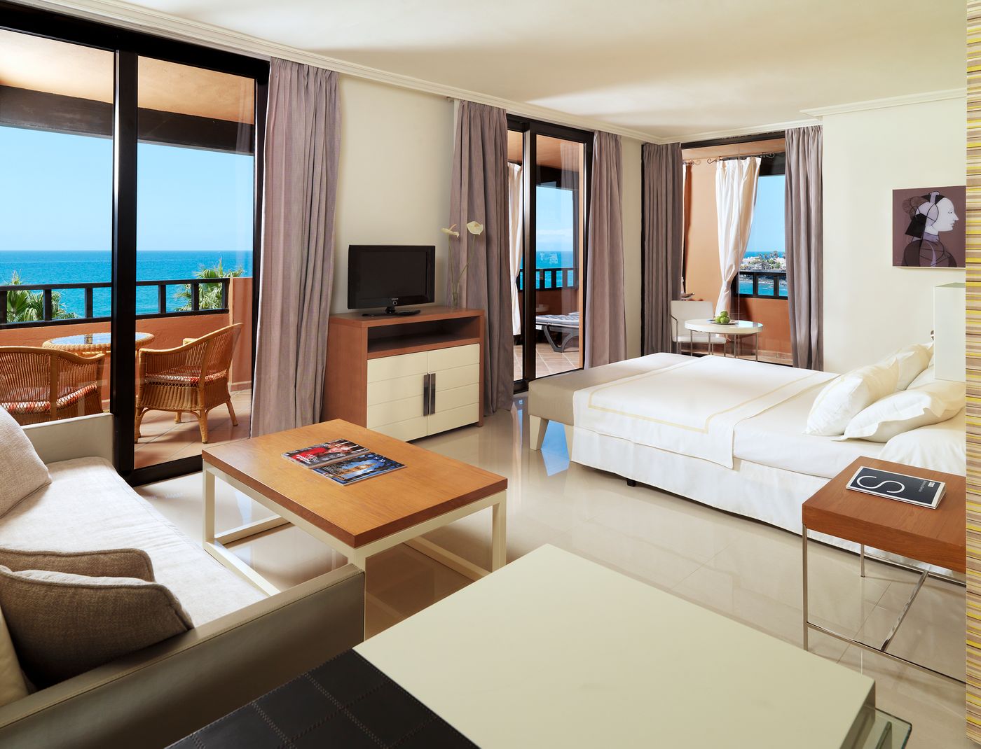 H10-Costa-Adeje-Palace-Room-22