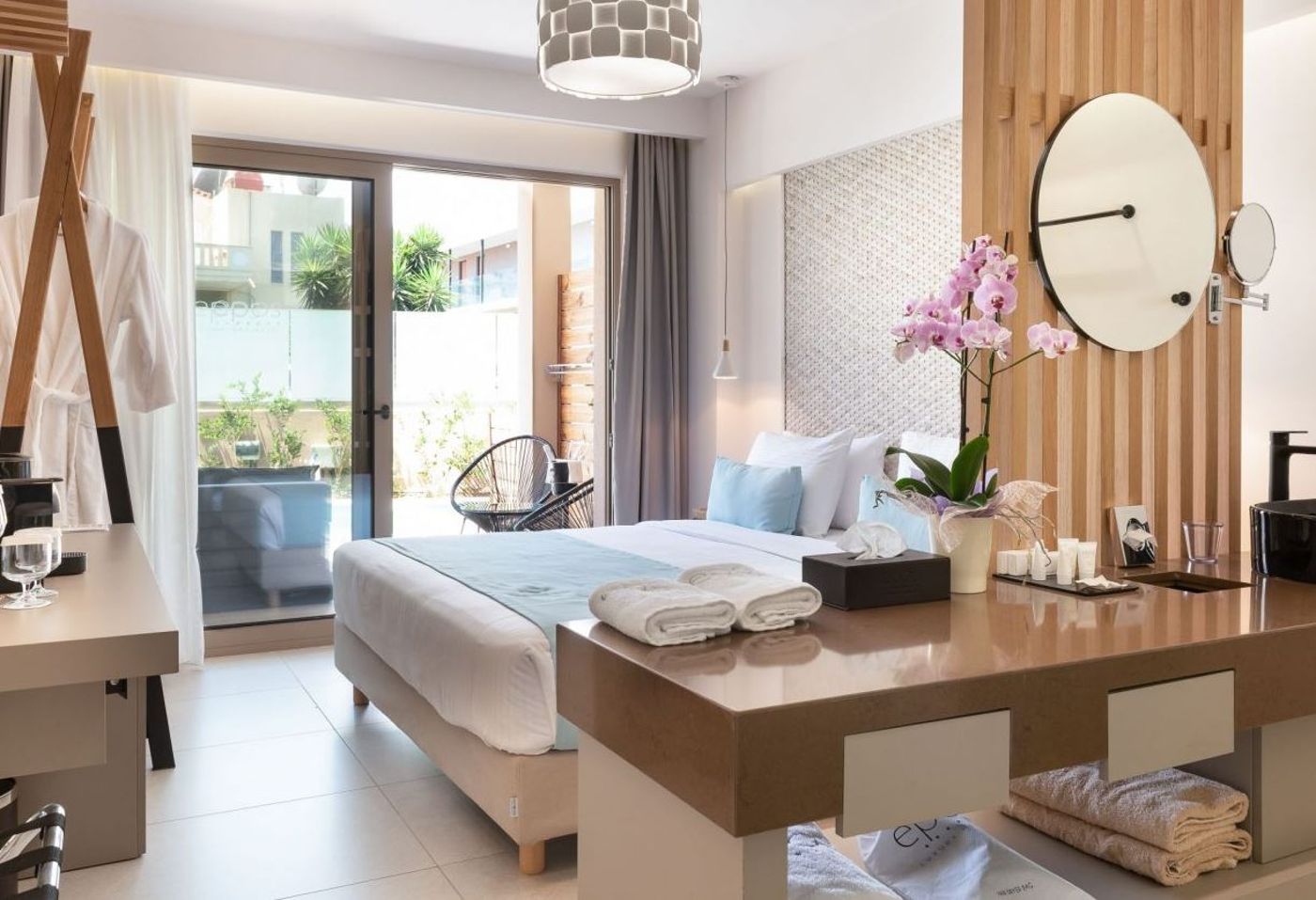 Epos Luxury Beach Hotel - Adults Only