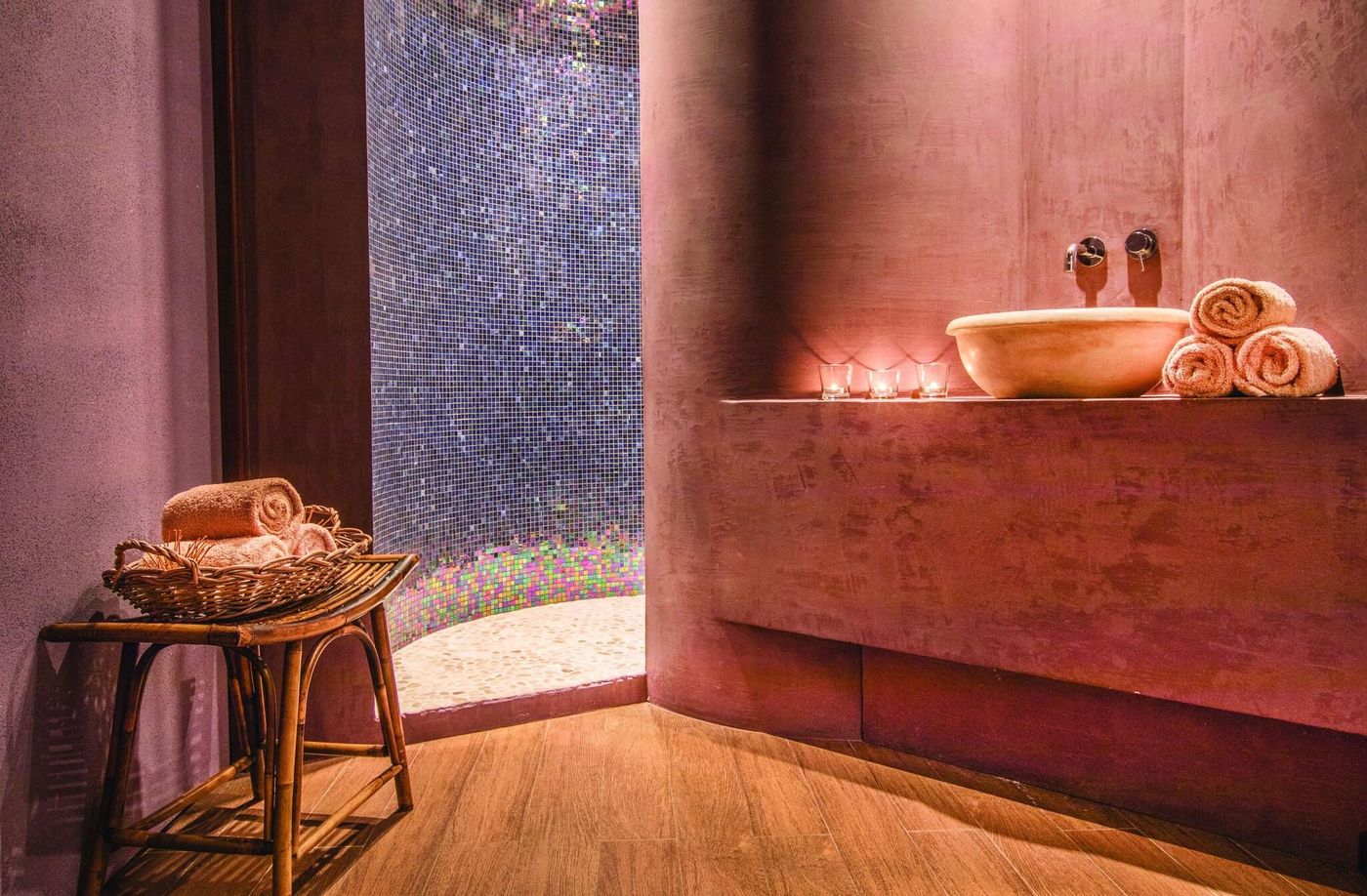 Boutique-Hotel-Miranda-Sports-and-Entertainment-31