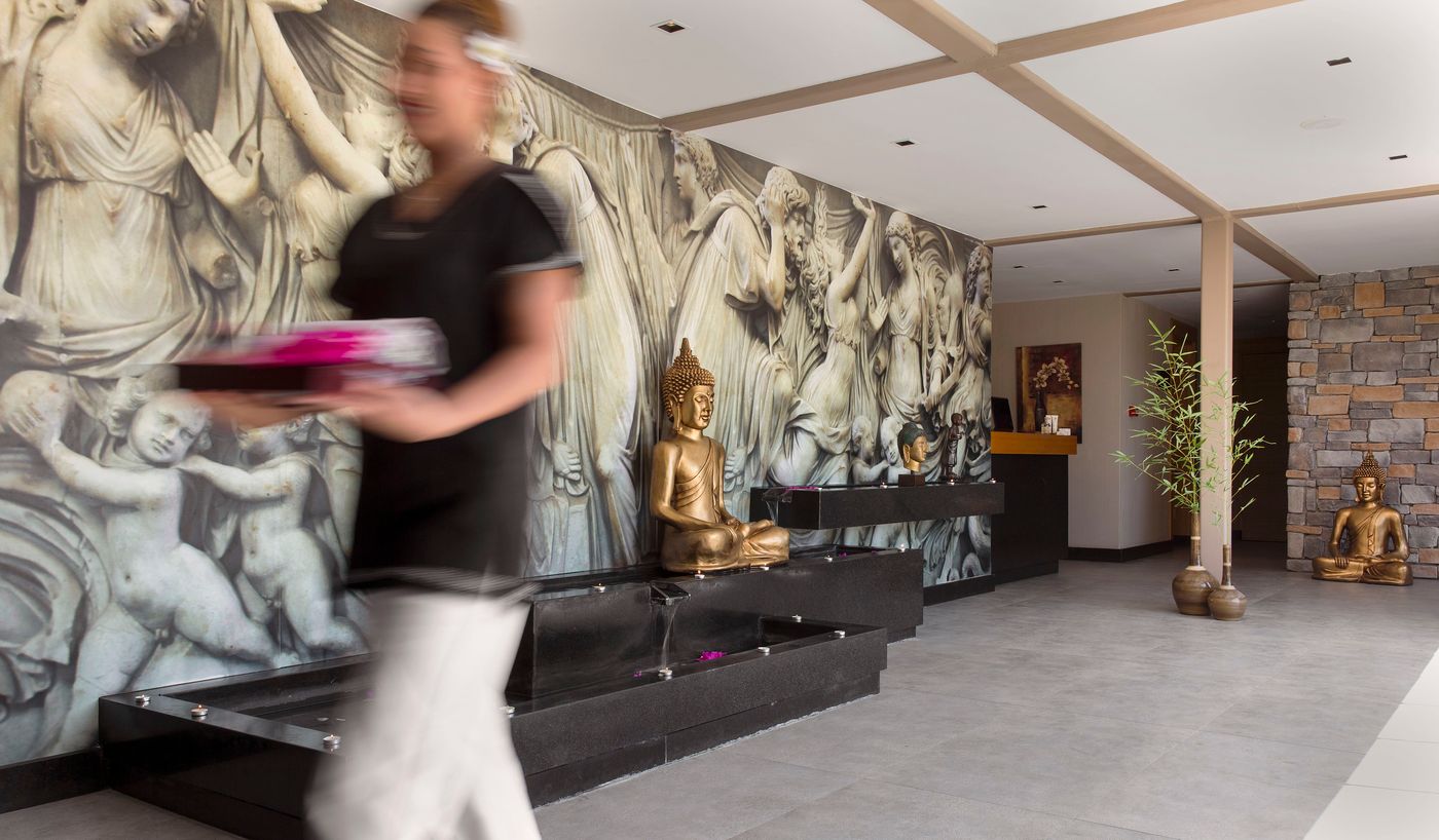 Marti-Hemithea-Sports-and-Entertainment-38