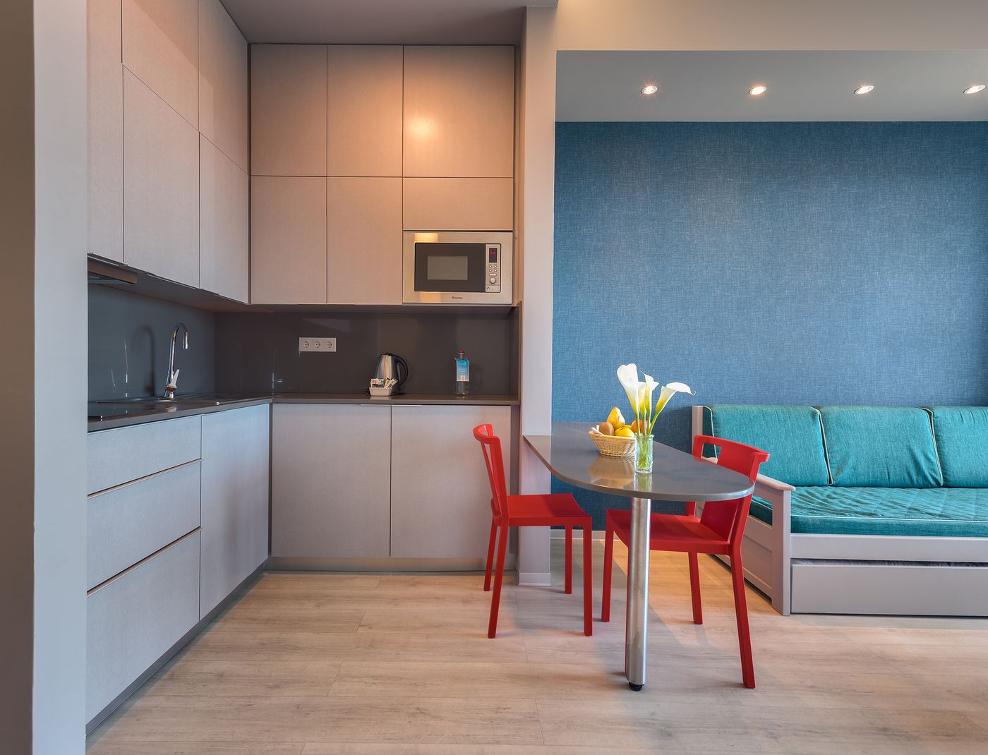 The-Views-Monumental-Room-36