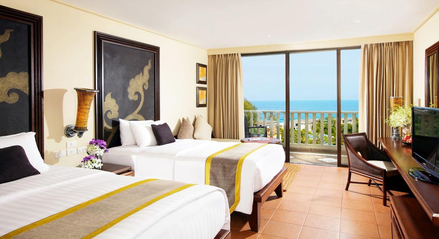Movenpick Resort & Spa Karon Beach Phuket
