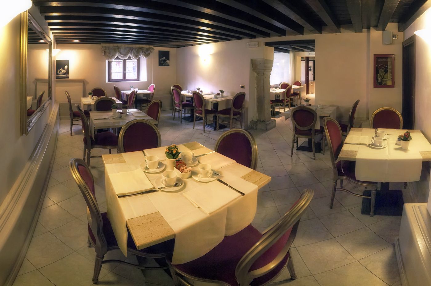 Liassidi-Palace-Restaurant-14