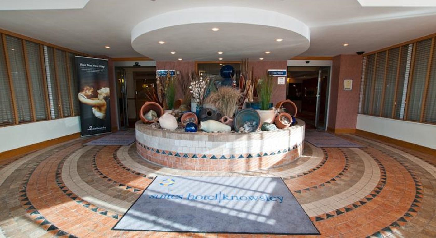 Best Western Premier Knowsley Suites Hotel & Spa-United Kingdom-KNOWSLEY, LIVERPOOL-Lobby-5
