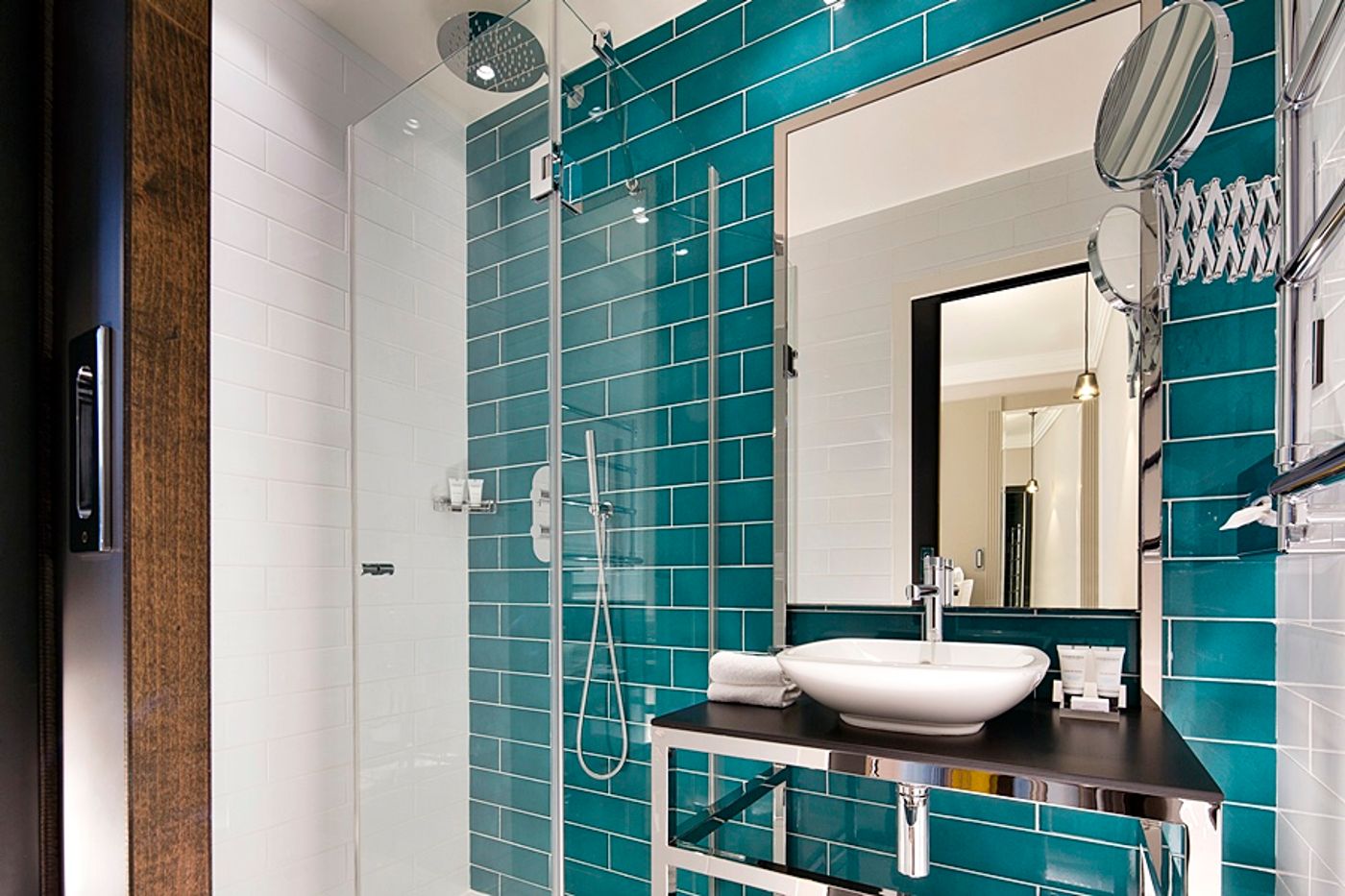 Hotel-Les-Matins-de-Paris-General-view-43