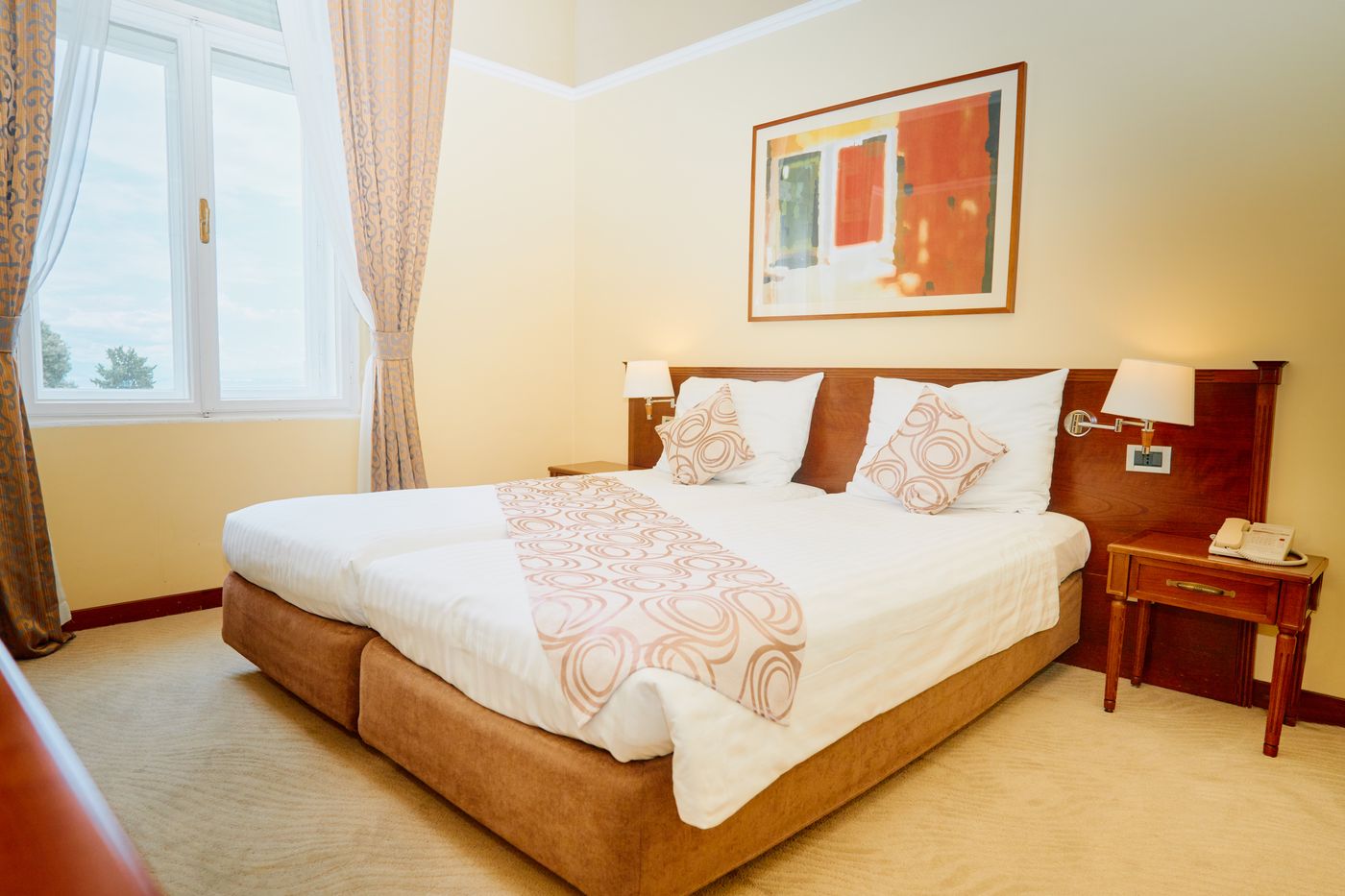 Hotel-Bristol-Room-5