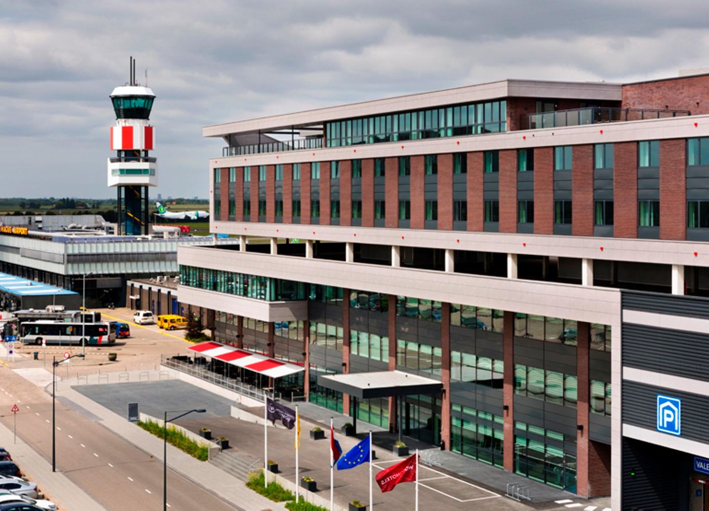 Fletcher Hotel-Restaurant Wings-Rotterdam-Netherlands-ROTTERDAM ZESTIENHOVEN-General view-2