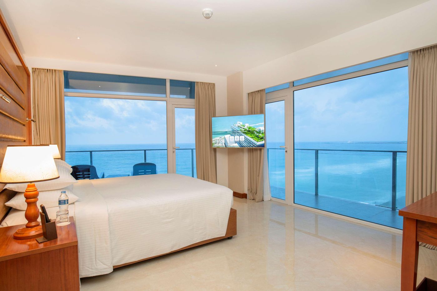Marino-Beach-Colombo-Room-42
