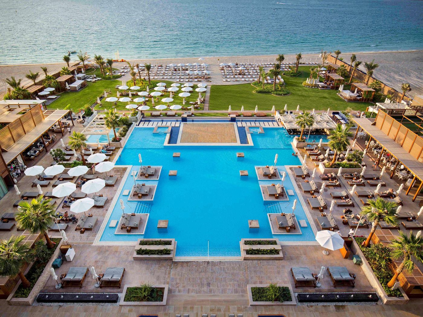 Rixos-Premium-Dubai-Pool-5