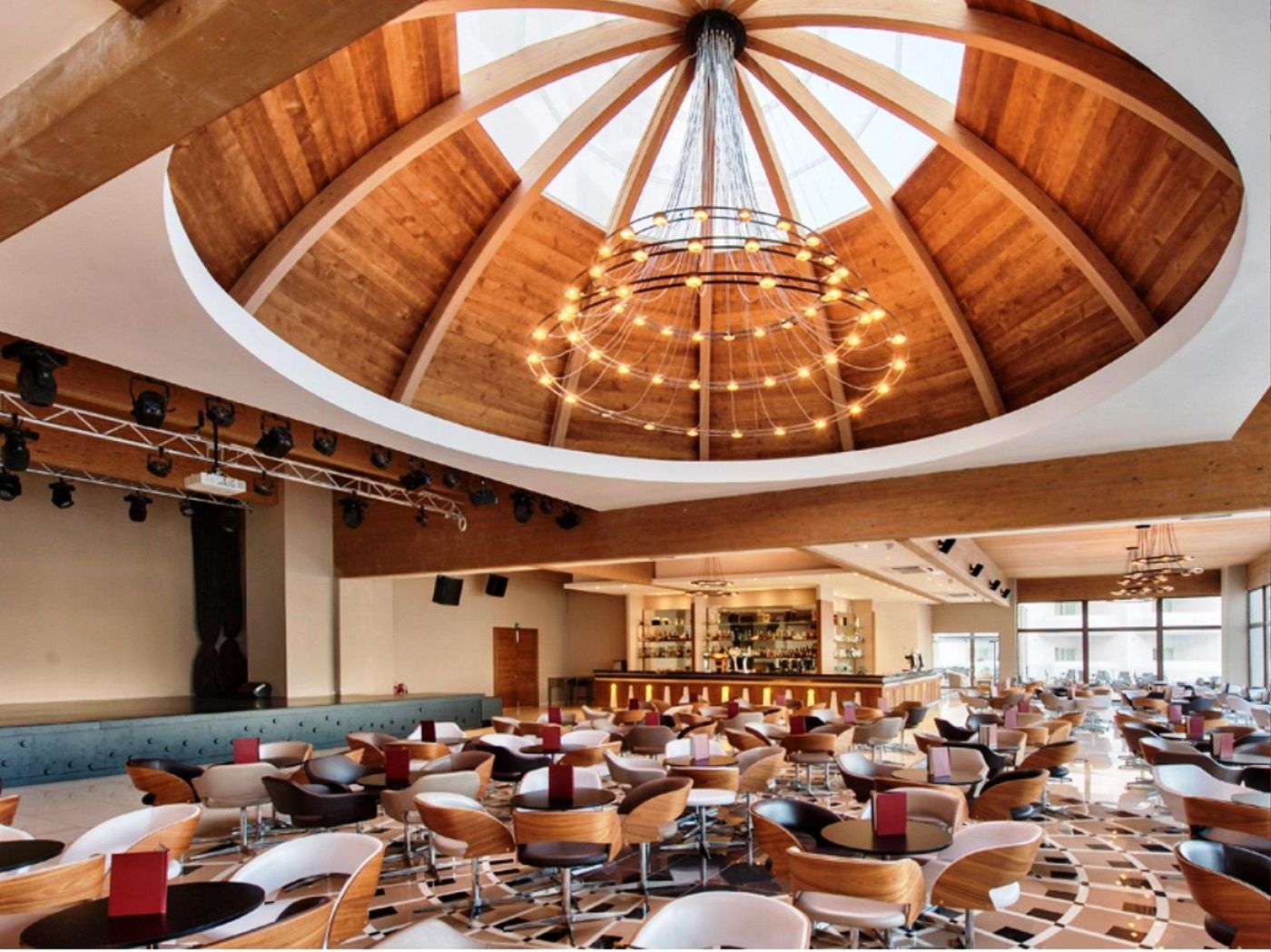 db-San-Antonio-Hotel---Spa-Bar-35