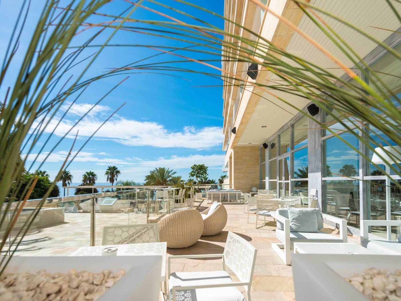Am----re-Marbella-Beach-Hotel-Terrace-8