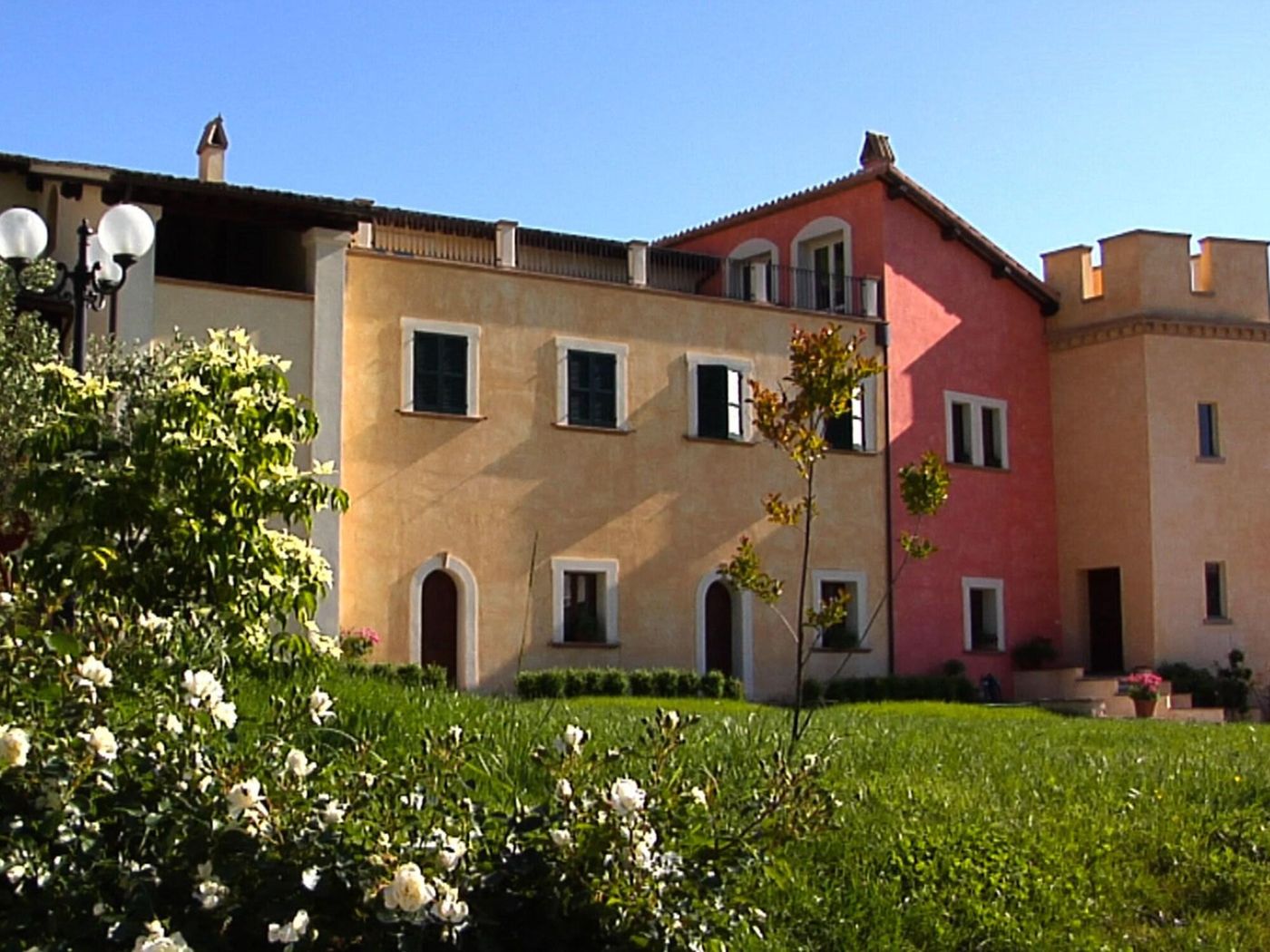 Bed&Breakfast Il Borgo del Fattore-Italy-FOLIGNO-General view-1