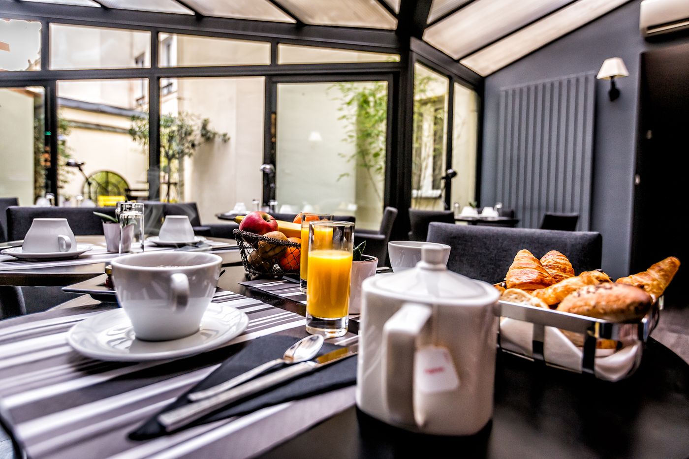 Atelier-Montparnasse-Terrace-14