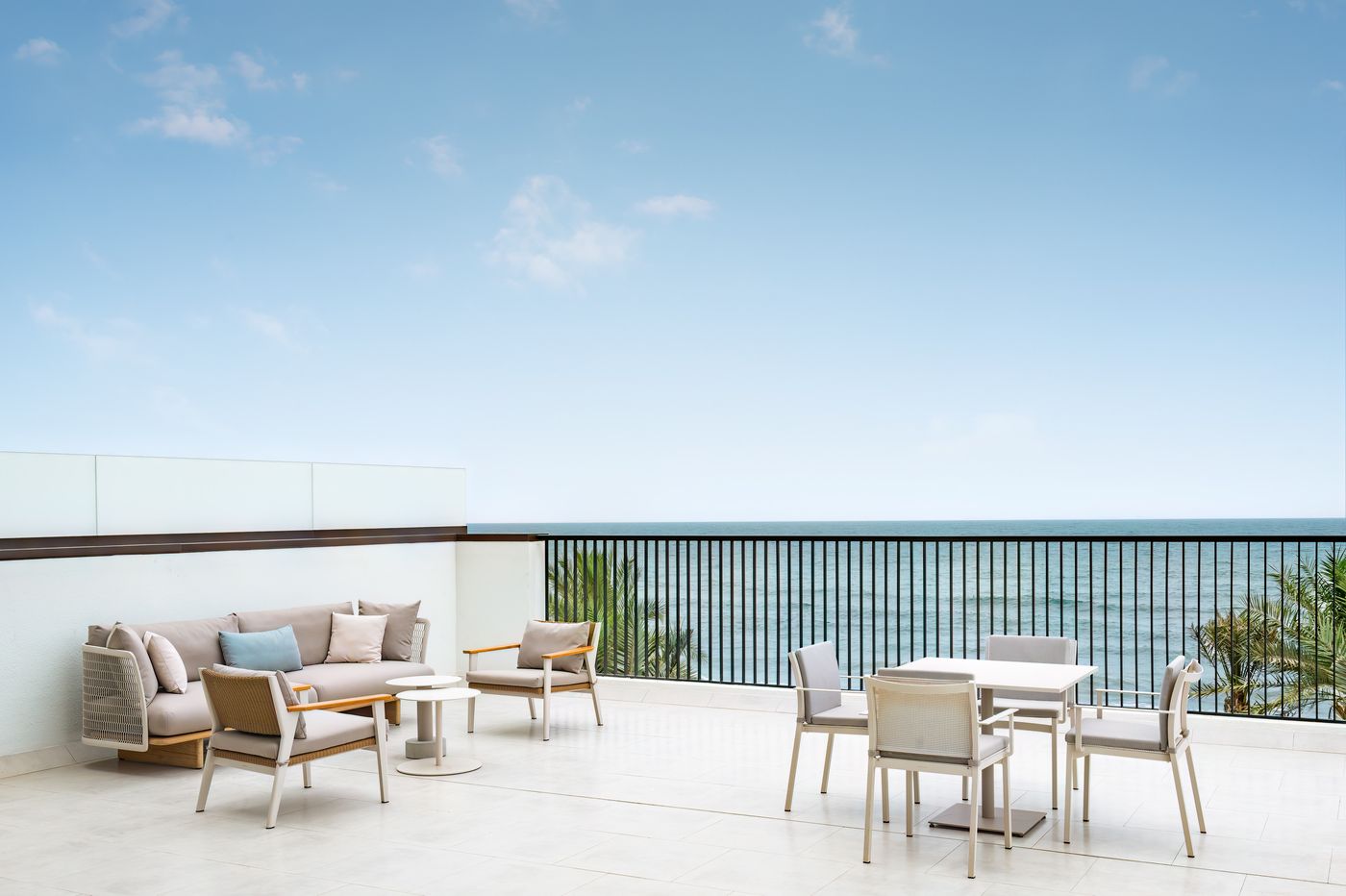 Palace Fujairah Beach Resort