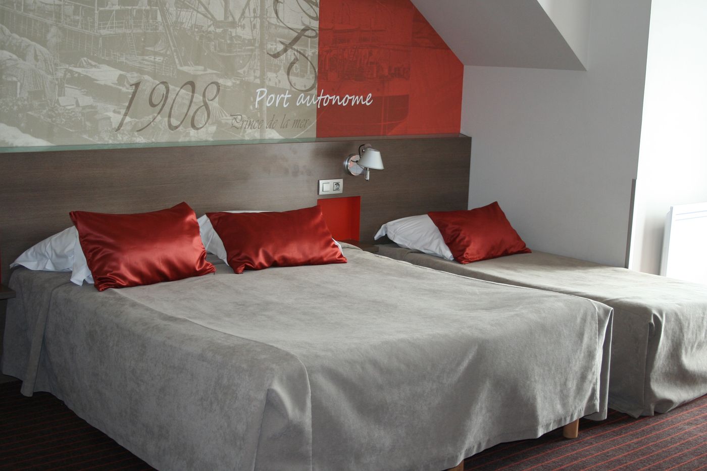 Amiral Nantes-France-NANTES-Room-7