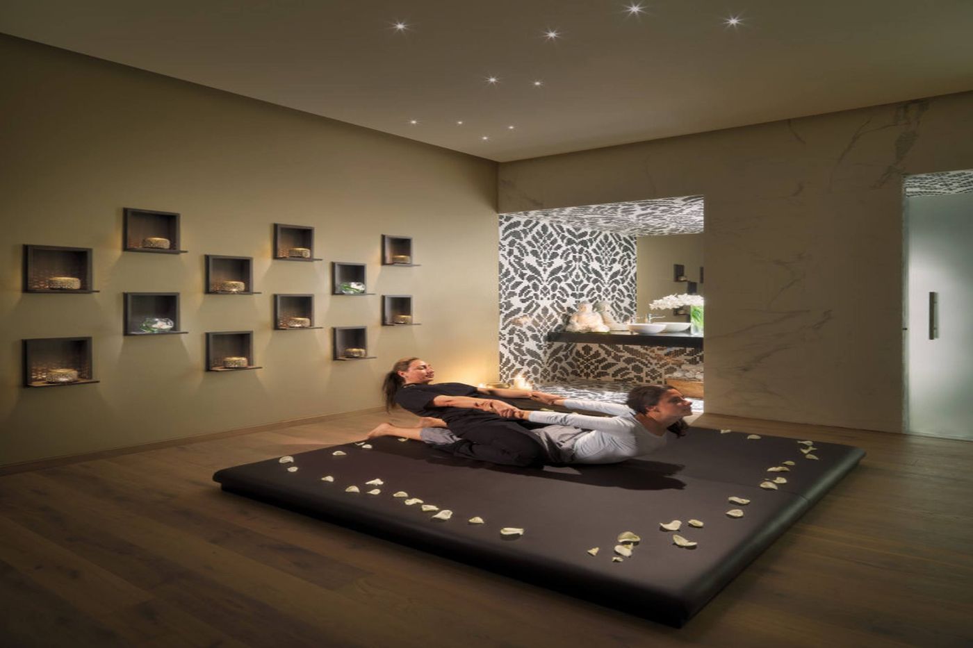 GF-Victoria-Lobby-84