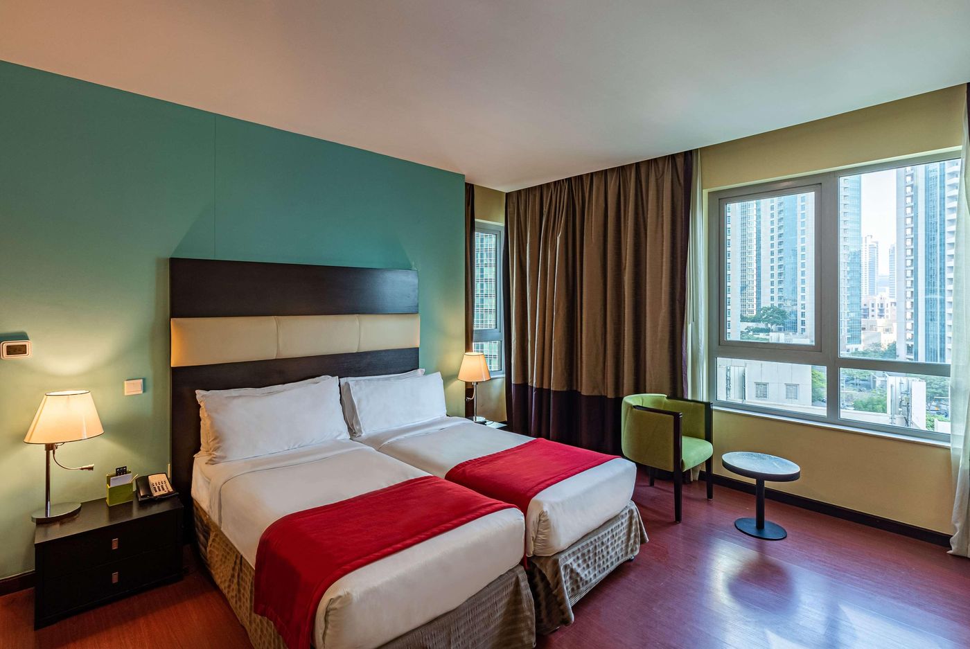 Ramada-by-Wyndham-Downtown-Dubai-Room-27