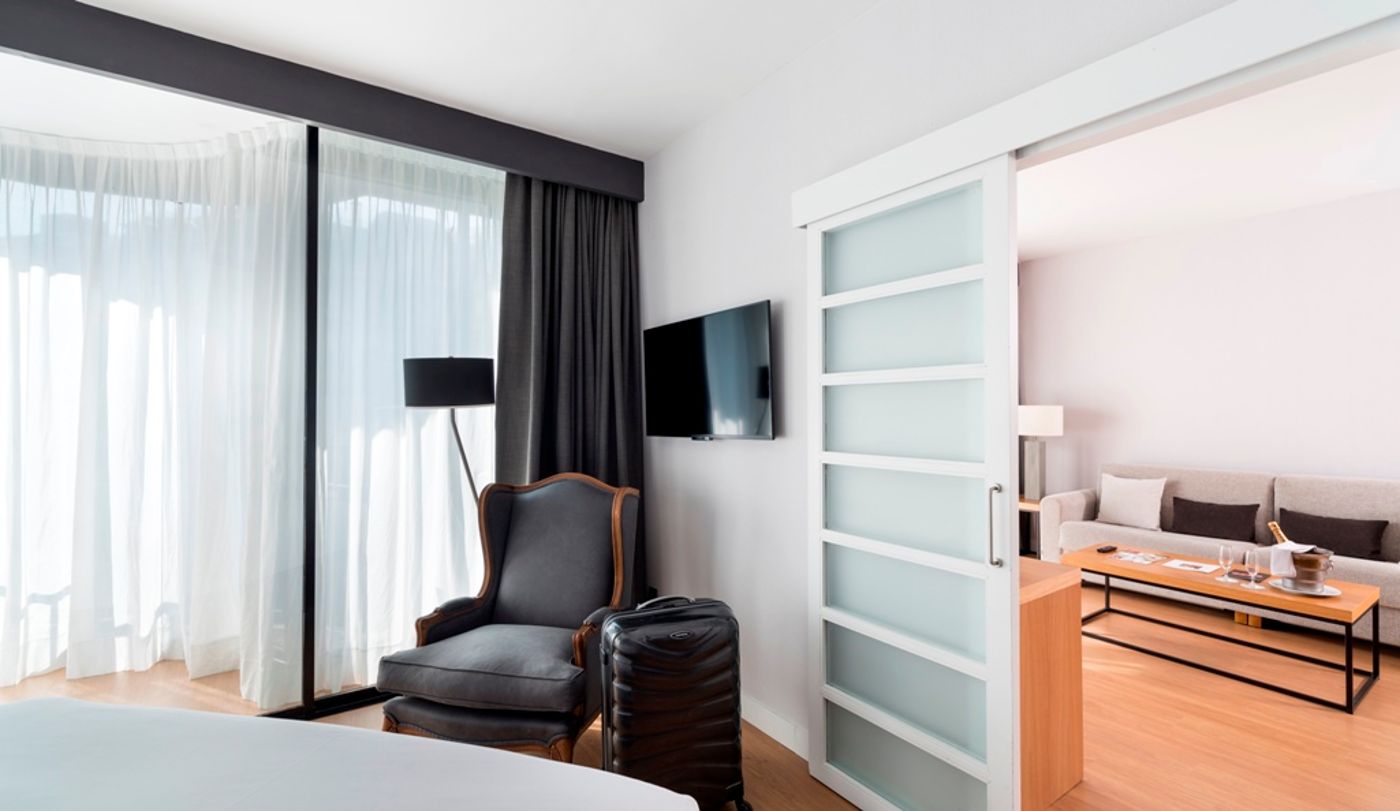 Guitart Grand Passage