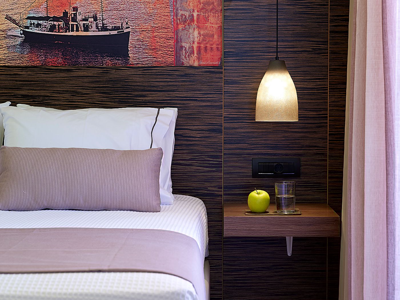 Elotis-Suites-Room-44