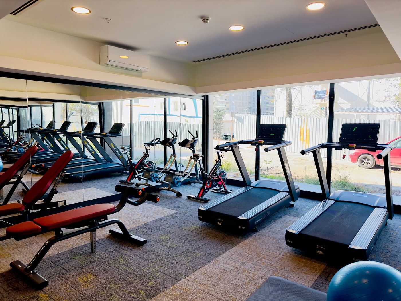 TRYP-by-Wyndham-Istanbul-Topkapi-Sports-and-Entertainment-35