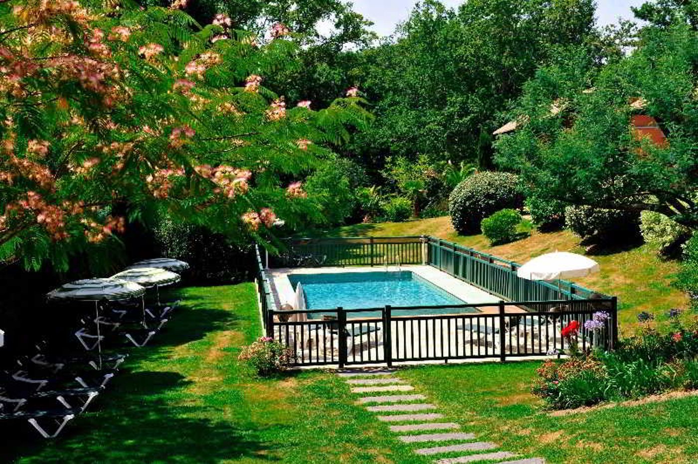 Les Frères Ibarboure, The Originals Collection-France-BIDART-Pool-8