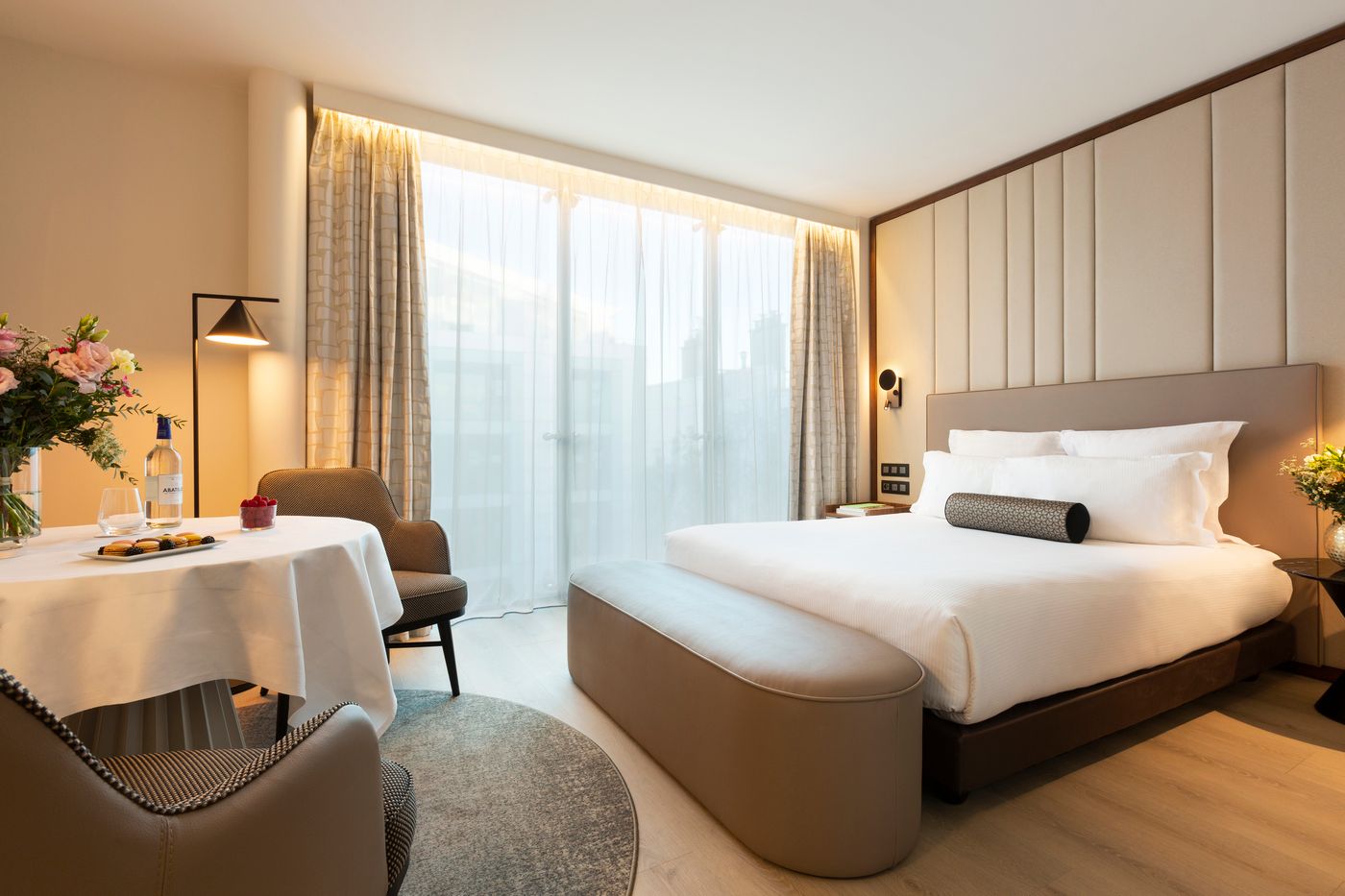 La-Clef-Tour-Eiffel-Paris-by-The-Crest-Collection-Room-21