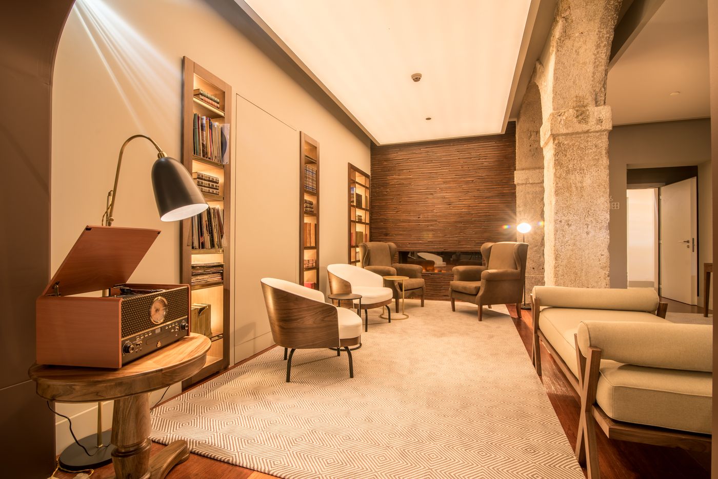 Hotel-da-Baixa-Lobby-7