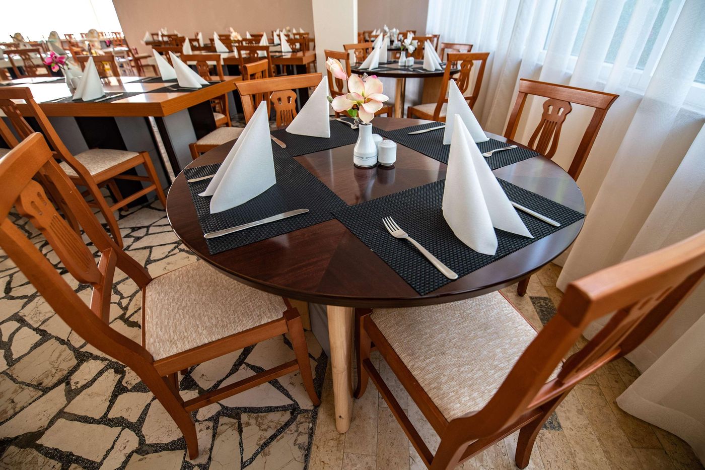 Splendid-Resort-Restaurant-40