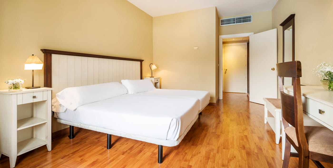 Ilunion-Hacienda-Mijas-Room-20