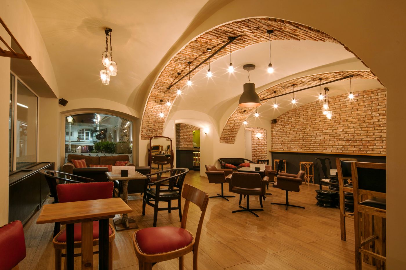 Hotel Jagerhorn-Croatia-ZAGREB-Bar-10