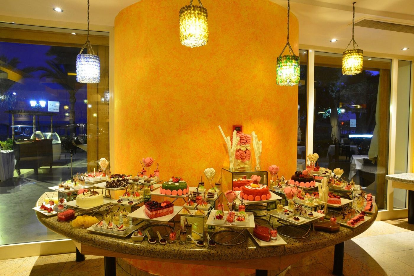 Novotel-Sharm-El-Sheikh-Beach-Restaurant-63