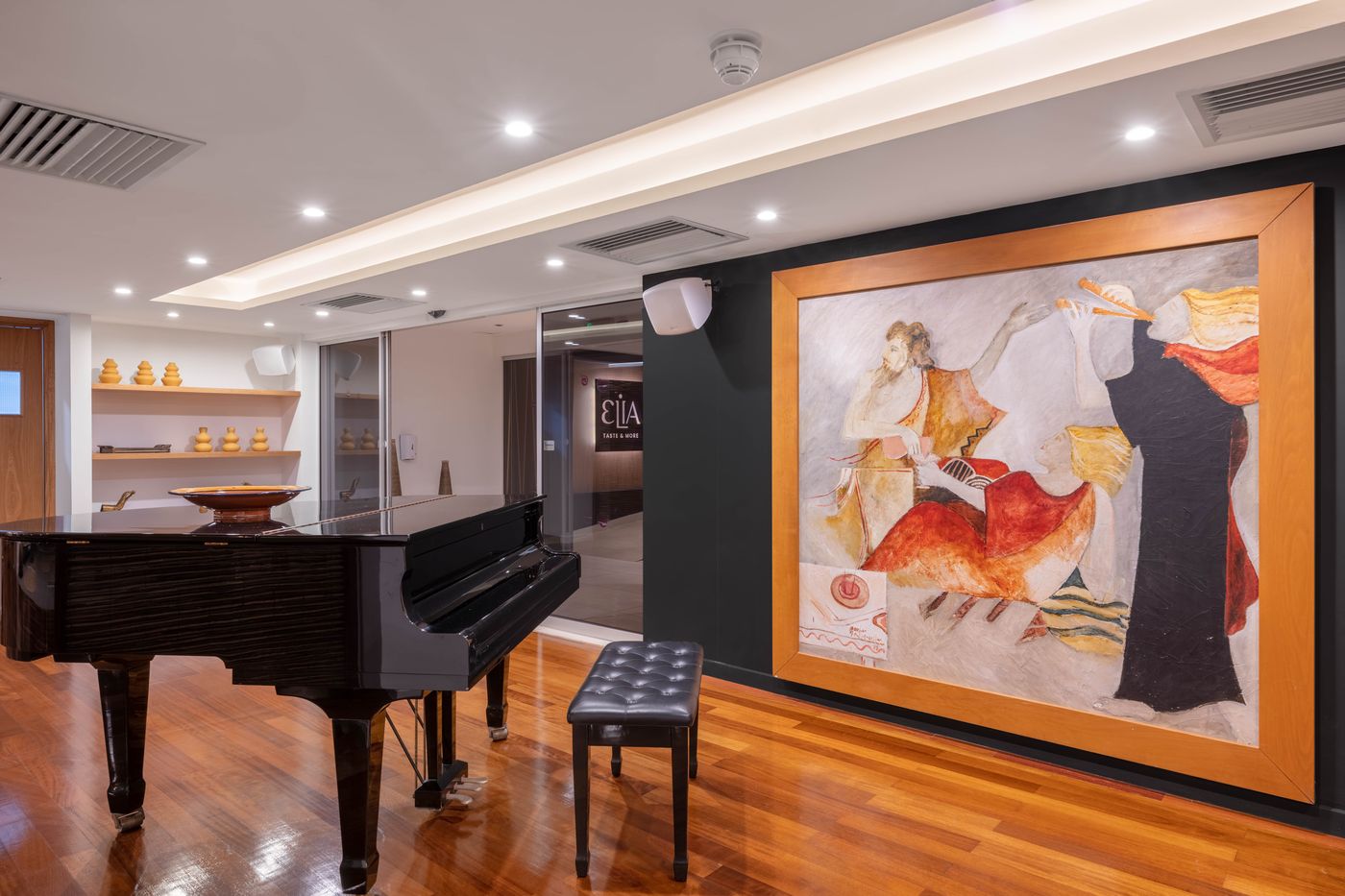 Napa-Mermaid-Hotel-Bar-64