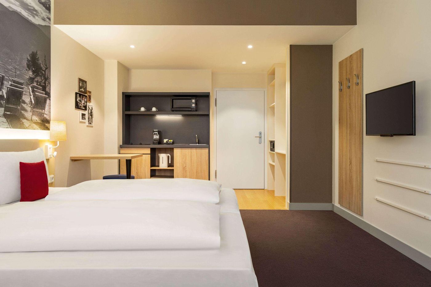 Vienna-House-Easy-by-Wyndham-Munich-Room-22