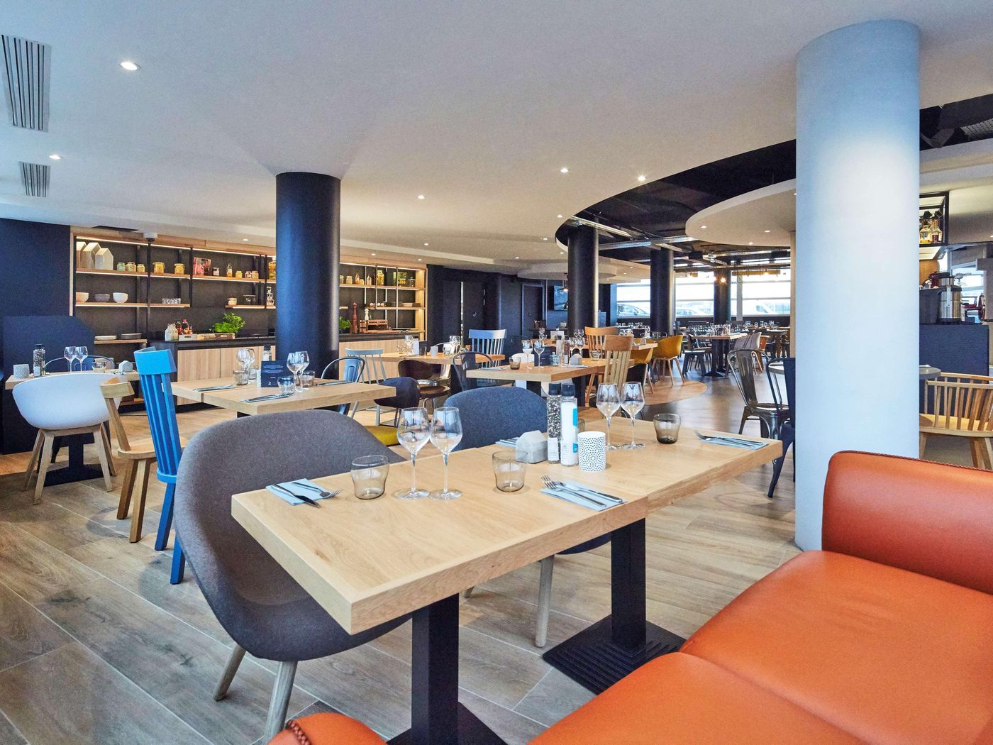 Campanile-Le-Bourget-Airport-Restaurant-18