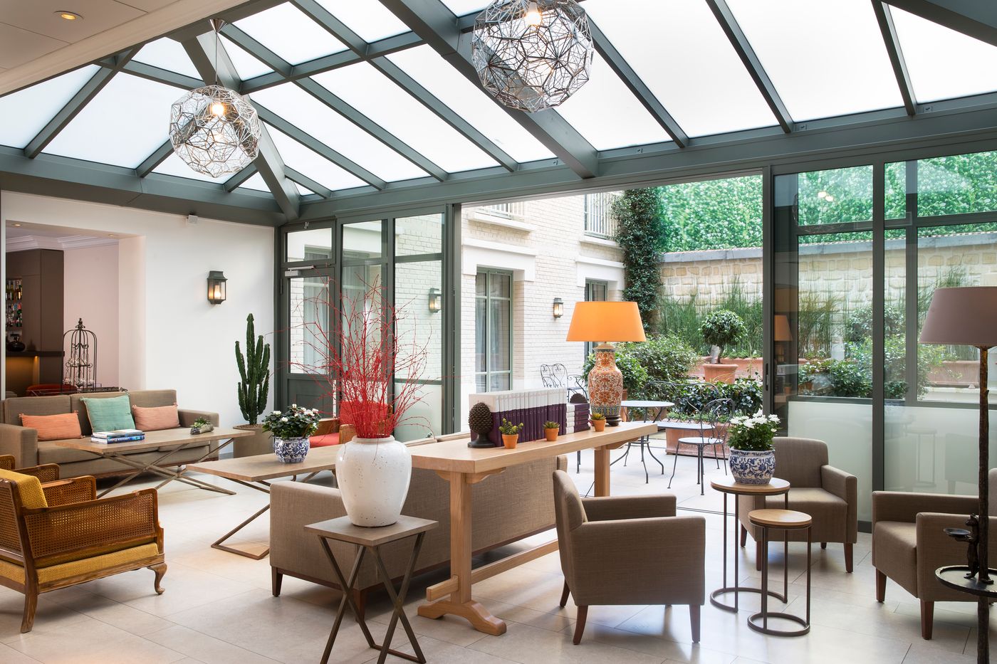 Hotel-Le-Littre-Lobby-14