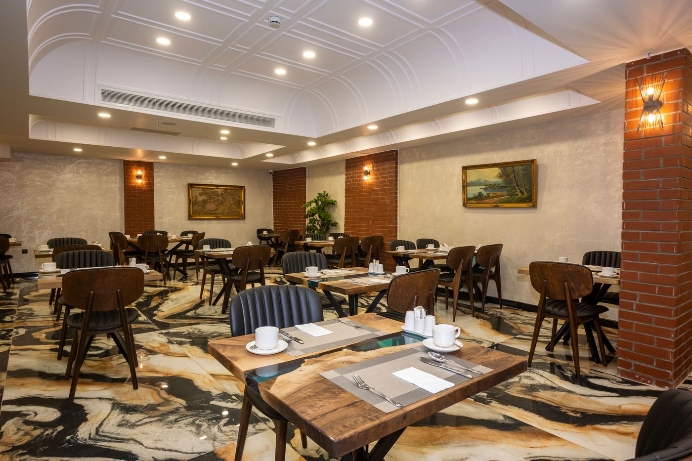 Icon-Hotel-Bomonti-Restaurant-18