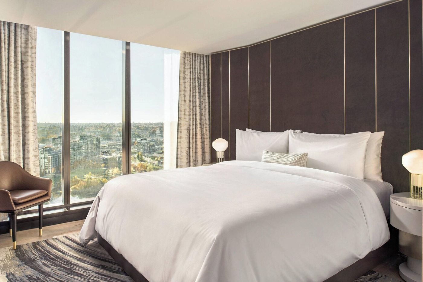 JW-Marriott-parq-Vancouver-Room-42
