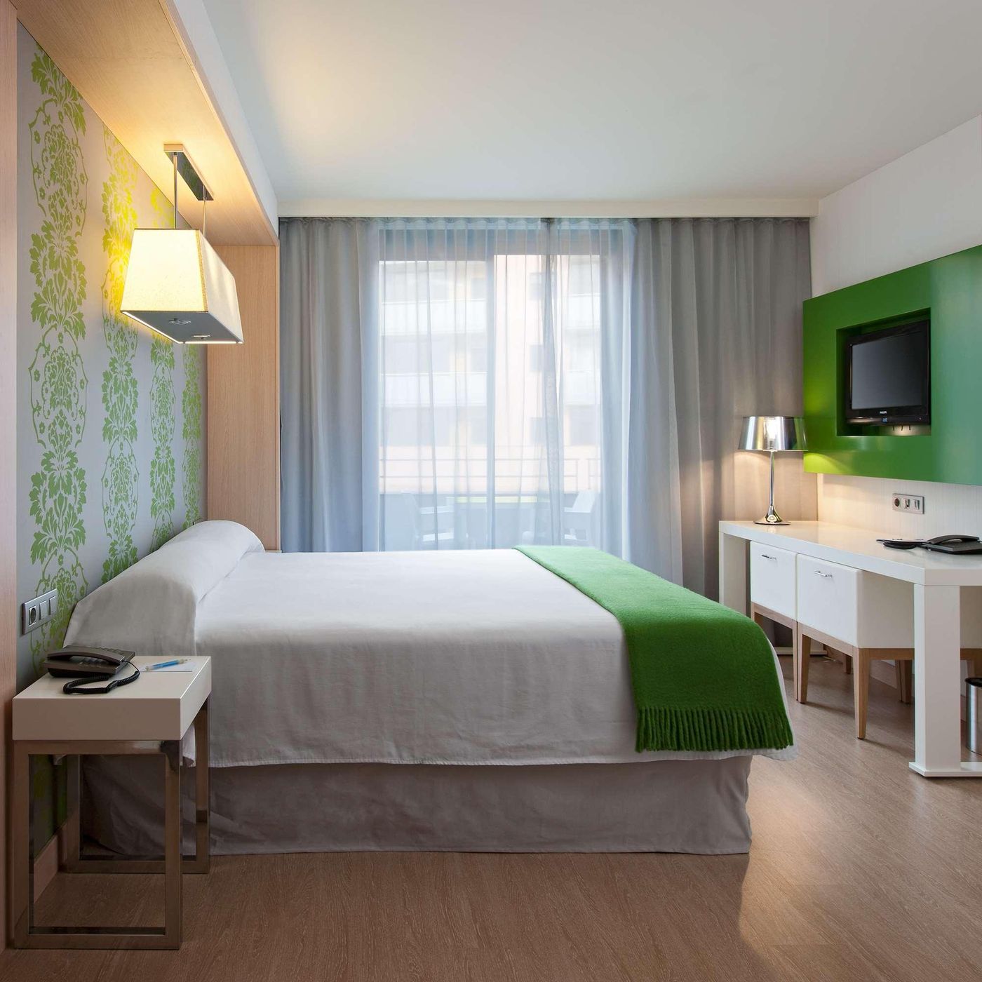 Doubletree-By-Hilton-Girona-Room-18